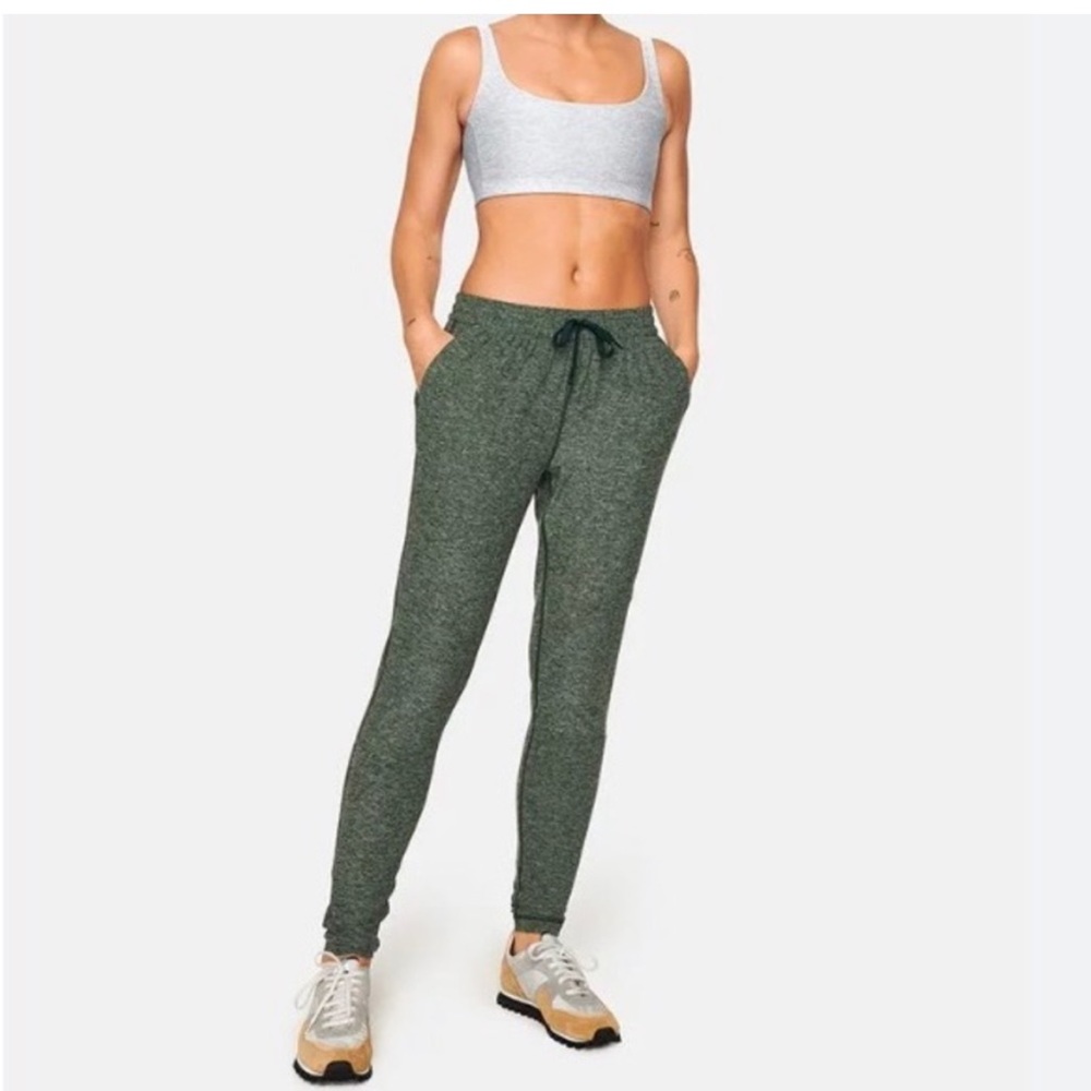 Outdoor Voices CloudKnit Sweatpant (all day sweatpant) women’s sz med green